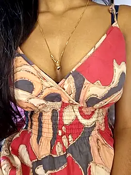 Snapshot of sexyriya_008 chatting on September 23, 2025, 10:22 am sexyriya 008 online show from September 23, 2025, 10:22 am