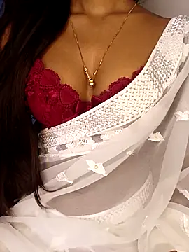 Snapshot of sexyriya_008 chatting on September 22, 2025, 8:31 am sexyriya 008 online show from September 22, 2025, 8:31 am