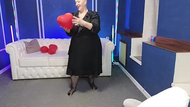 Sandra Snow online show from February 18, 2025, 6:26 pm