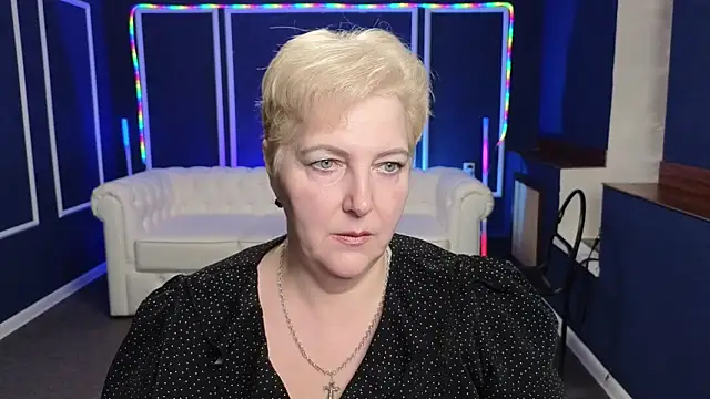 Sandra Snow online show from February 2, 2025, 2:24 pm