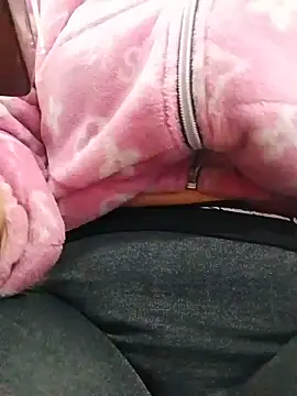 Noah Jhonson online show from March 18, 2025, 12:39 pm