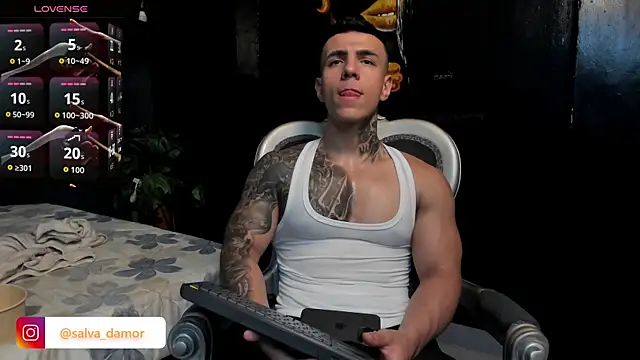 Flynn Riider online show from April 18, 2026, 7:07 pm