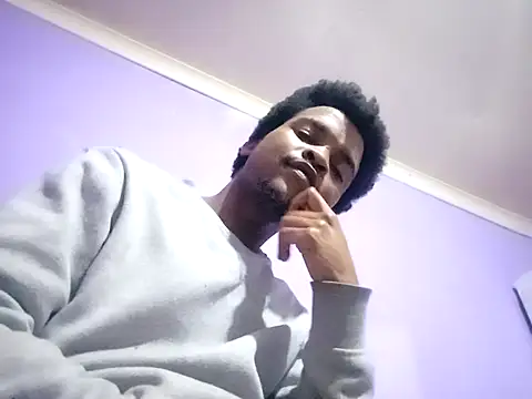 NudeDeen online show from November 5, 2025, 8:45 pm