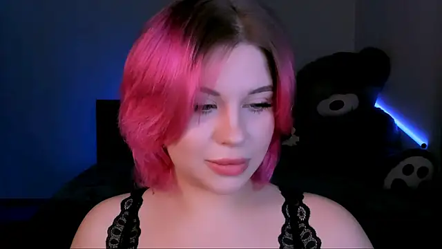 evaharve online show from March 13, 2025, 9:26 pm