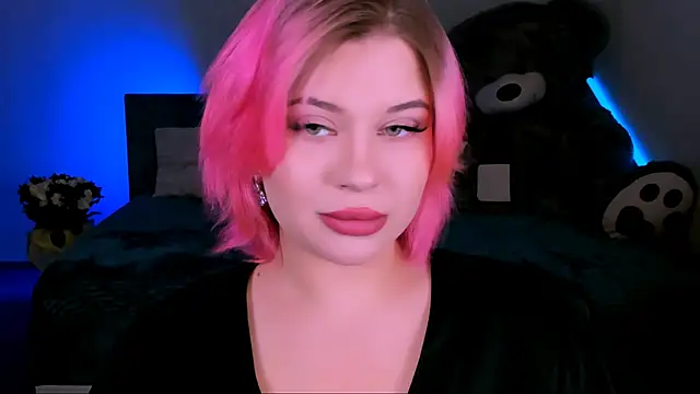 evaharve online show from February 14, 2025, 9:43 pm