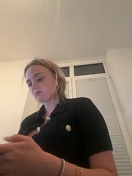 Snapshot of CherryEmmy chatting on September 12, 2025, 6:07 pm CherryEmmy online show from September 12, 2025, 6:07 pm