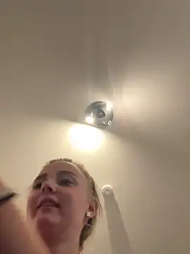 Snapshot of CherryEmmy chatting on September 19, 2025, 5:39 pm CherryEmmy online show from September 19, 2025, 5:39 pm