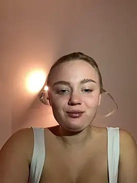 Snapshot of CherryEmmy chatting on November 9, 2025, 7:07 pm CherryEmmy online show from November 9, 2025, 7:07 pm