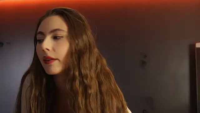 MuseSolis online show from September 23, 2025, 10:17 pm