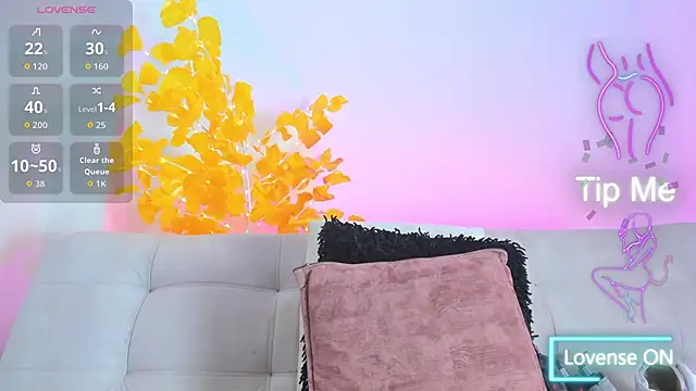 HaleyAmaya online show from September 20, 2025, 7:30 pm