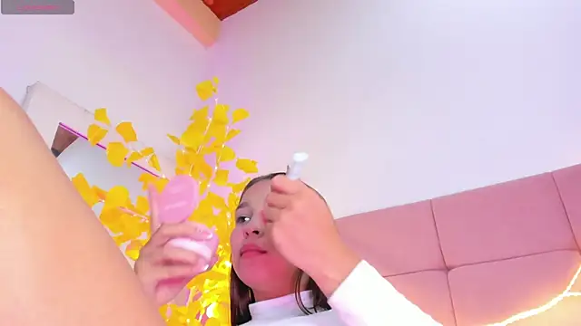 HaleyAmaya online show from April 17, 2026, 10:56 pm