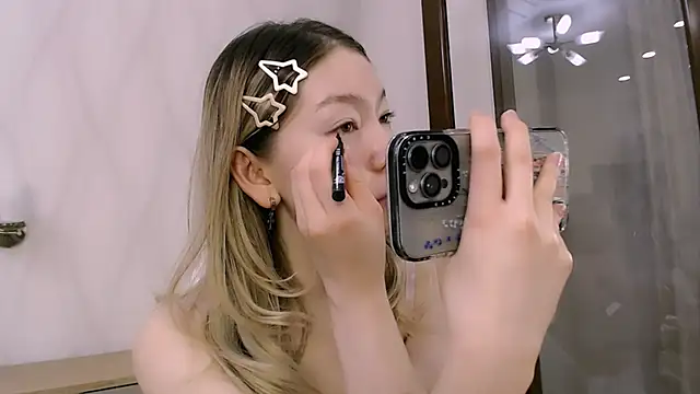 Babby Rabbit online show from September 20, 2025, 1:16 pm