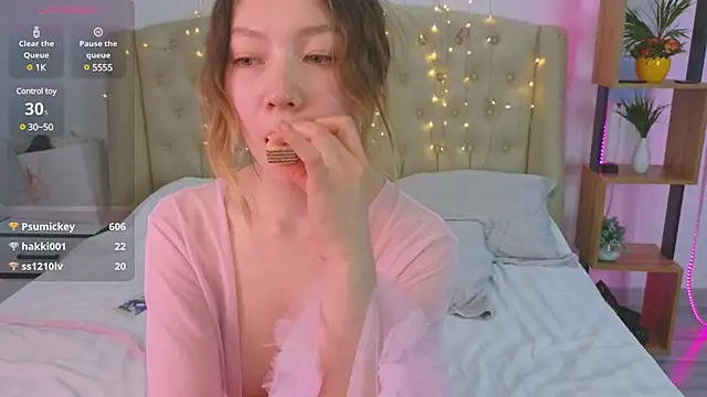 Babby Rabbit online show from March 11, 2025, 12:50 pm