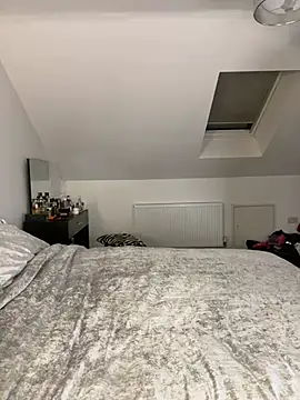 littlebambi26 online show from March 20, 2026, 10:33 pm