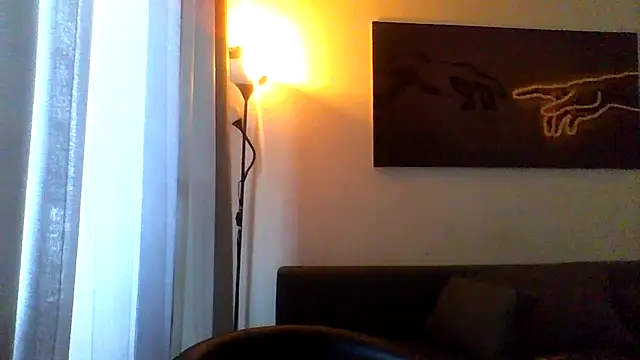 Avamereandmikel online show from September 8, 2025, 5:01 pm