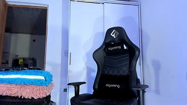 Dulce smith 1 online show from November 18, 2025, 12:04 am