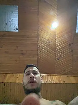 Junihn0 online show from October 22, 2025, 10:30 pm