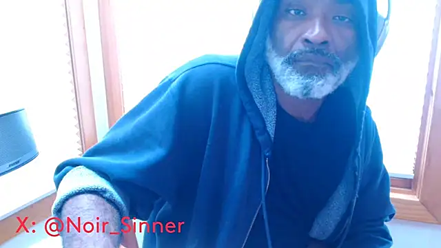 Snapshot of sinnernoir chatting on January 6, 2026, 7:51 pm sinnernoir online show from January 6, 2026, 7:51 pm