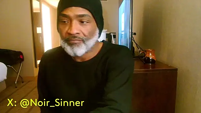 Snapshot of sinnernoir chatting on January 15, 2026, 10:29 am sinnernoir online show from January 15, 2026, 10:29 am