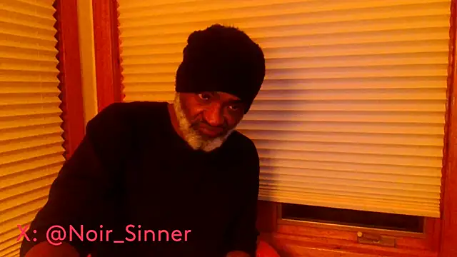 Snapshot of sinnernoir chatting on January 9, 2026, 11:39 am sinnernoir online show from January 9, 2026, 11:39 am