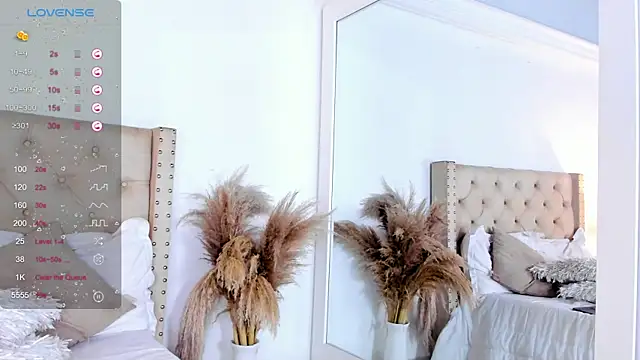 marilynrossy online show from February 15, 2025, 6:33 am