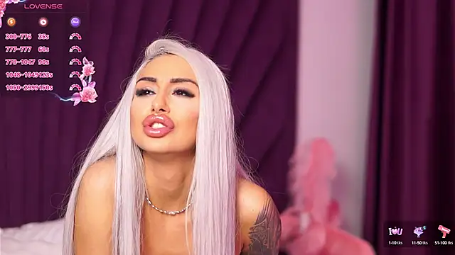 GoldenAmber online show from March 17, 2025, 11:02 pm