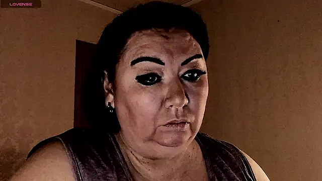 SexxyDreams1 online show from February 3, 2026, 2:53 am