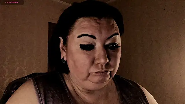 SexxyDreams1 online show from February 5, 2026, 2:29 am