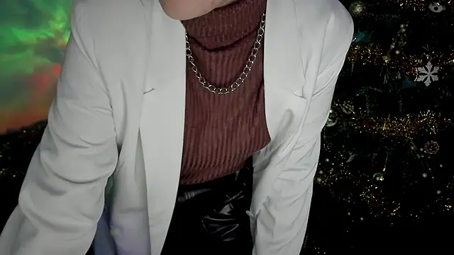 LinaTruly online show from January 2, 2025, 7:40 pm