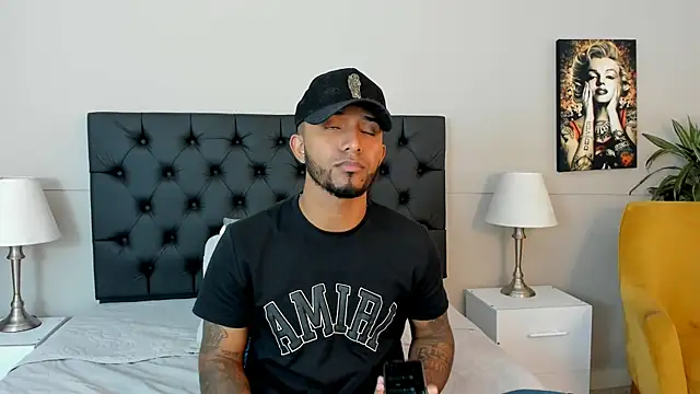 Robin Rief online show from October 8, 2025, 3:41 am