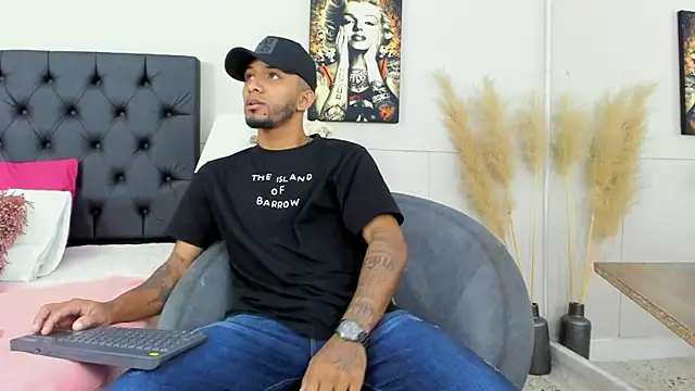 Robin Rief online show from March 9, 2025, 3:22 am