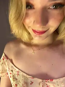 NicoleCut online show from February 5, 2026, 12:06 am