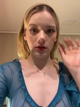 NicoleCut online show from February 9, 2026, 10:02 am