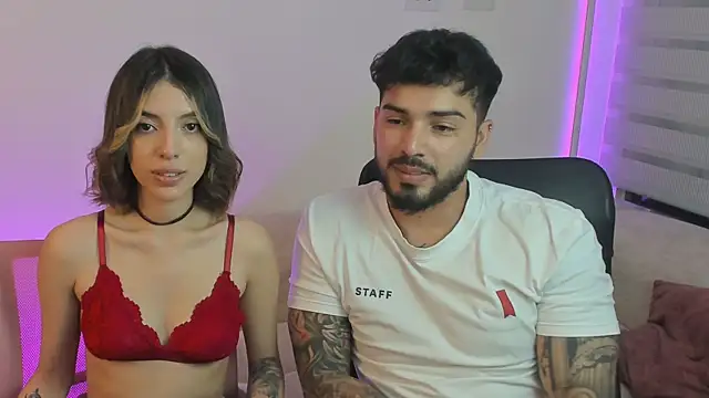 Snapshot of savage_sweethearts chatting on September 26, 2025, 2:07 am savage sweethearts online show from September 26, 2025, 2:07 am