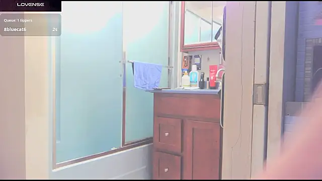 Snapshot of _hellostormy_ chatting on April 23, 2026, 12:00 pm hellostormy online show from April 23, 2026, 12:00 pm