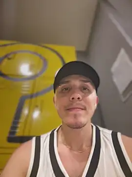 adam-rivera online show from September 30, 2025, 10:05 pm