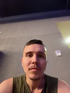 adam-rivera online show from April 15, 2026, 10:32 pm