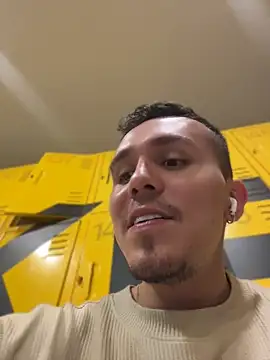 Snapshot of adam-rivera chatting on May 29, 2026, 4:13 pm adam-rivera online show from May 29, 2026, 4:13 pm