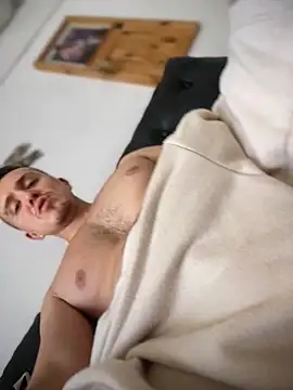 adam-rivera online show from September 25, 2025, 4:13 pm