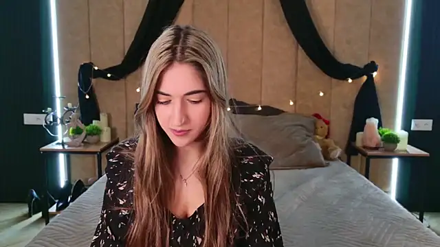 Snapshot of Teresa_Stane chatting on March 13, 2025, 5:11 am Teresa Stane online show from March 13, 2025, 5:11 am