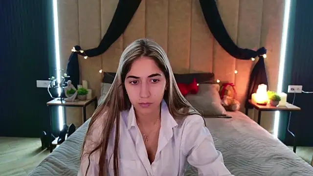 Snapshot of Teresa_Stane chatting on March 5, 2025, 4:24 am Teresa Stane online show from March 5, 2025, 4:24 am