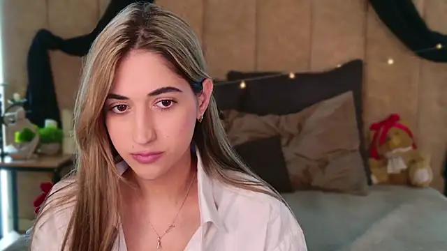 Snapshot of Teresa_Stane chatting on March 22, 2025, 8:29 am Teresa Stane online show from March 22, 2025, 8:29 am