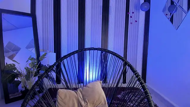 melodiipierce  online show from March 6, 2025, 9:14 am