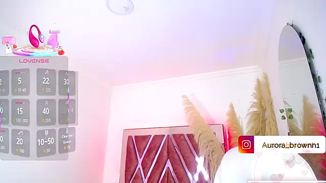 Aurora Brownn online show from September 23, 2025, 4:41 am