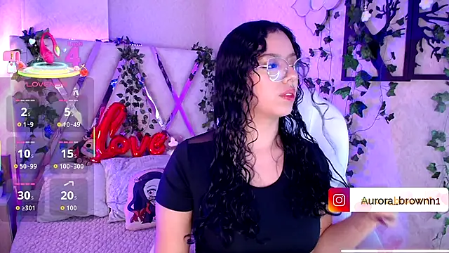 Aurora Brownn online show from November 29, 2025, 4:56 am