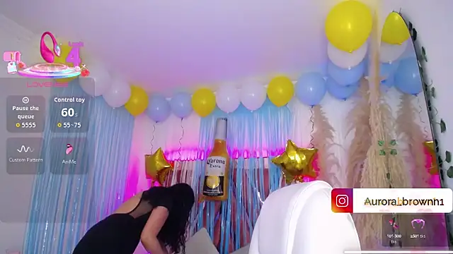 Aurora Brownn online show from September 27, 2025, 4:40 am