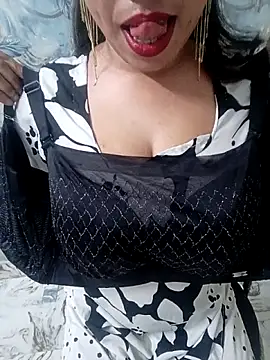 Haniya-143 online show from May 23, 2026, 1:54 pm