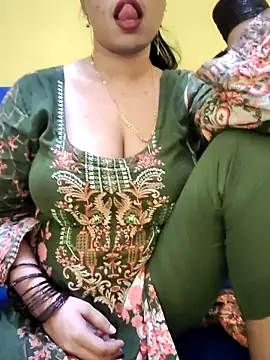 Haniya-143 online show from October 5, 2025, 2:35 am