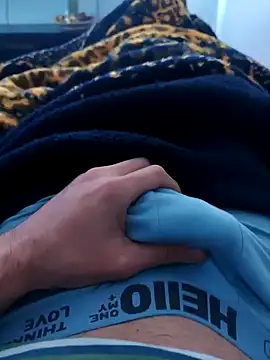 Snapshot of ariel-rick chatting on November 24, 2025, 2:06 pm ariel-rick online show from November 24, 2025, 2:06 pm