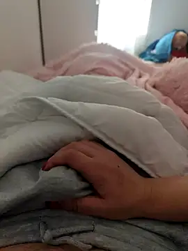 Snapshot of ariel-rick chatting on March 11, 2026, 10:53 am ariel-rick online show from March 11, 2026, 10:53 am